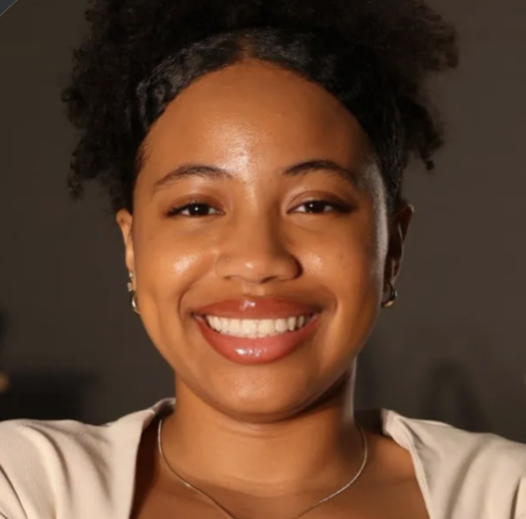 Rayne Rivera-Forbes headshot